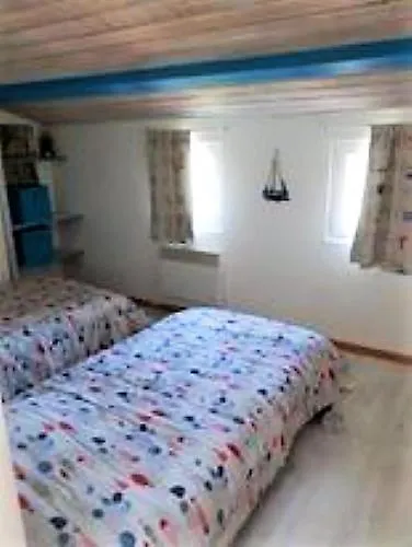 Des Flots De Ma Vie - Florence Et Virginie Gossin - Barzan